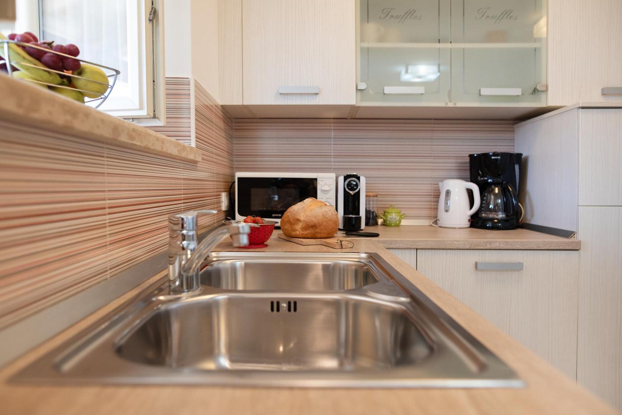 Truffle House Karlic Apartment Бузет Екстериор снимка